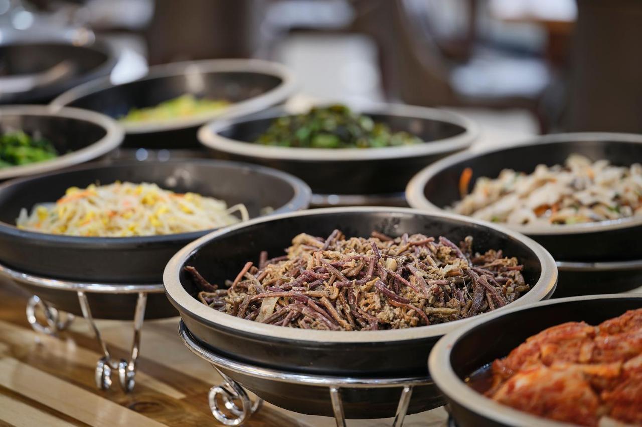 Shin Shin Hotel Jeju City Экстерьер фото