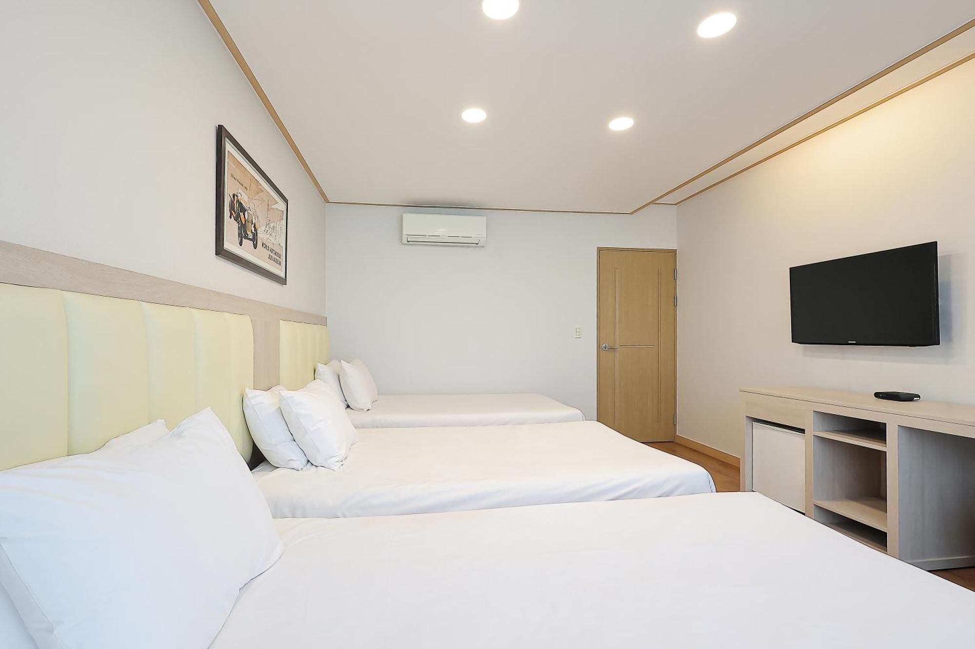 Shin Shin Hotel Jeju City Экстерьер фото